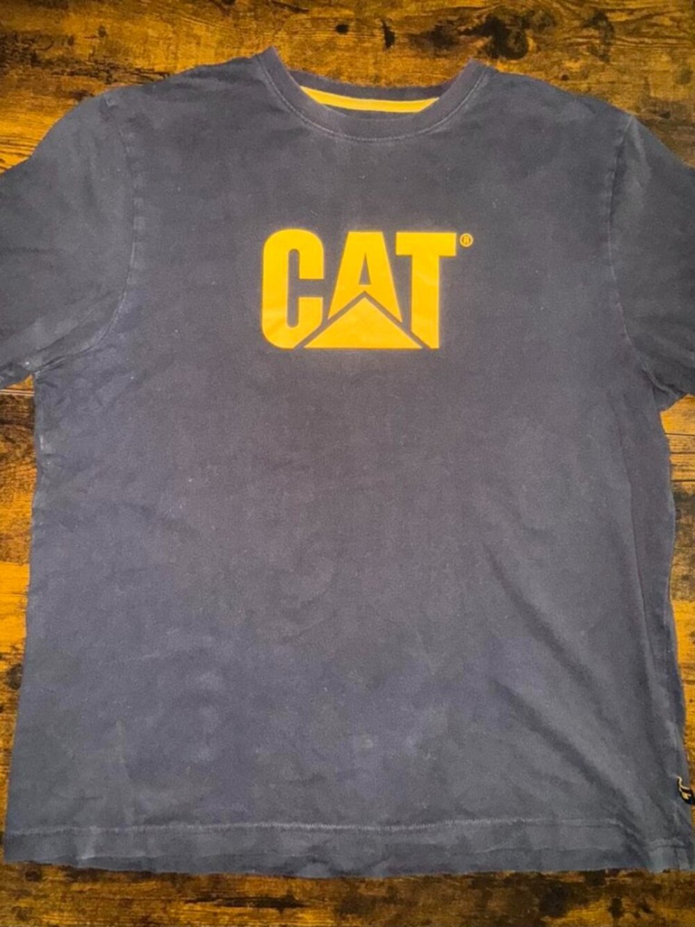 Caterpillar Black T-Shirt Yellow Logo Size L